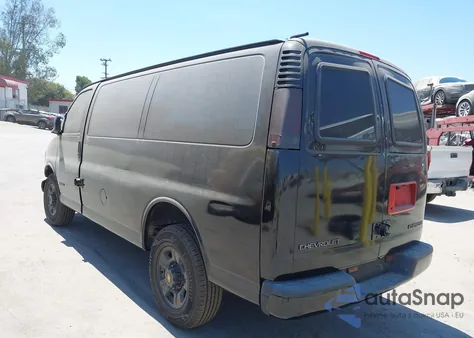 2001 Chevrolet Express из США, поврежденный, VIN 1GCHG35R311137873